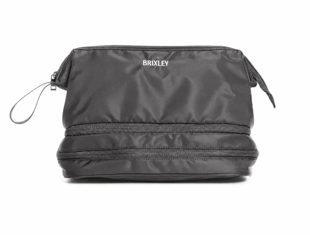 Brixley Toiletry Bag in Gray